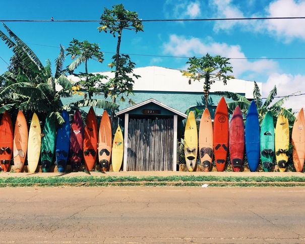 How to choose the best surf camp for your holiday?