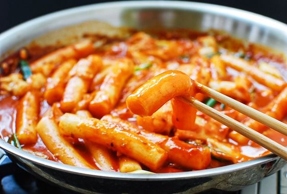 Tteokbokki - Korean street foods worth travelling for