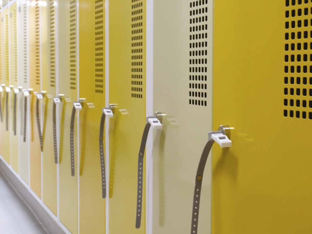 Use lockers provided by the hostel
