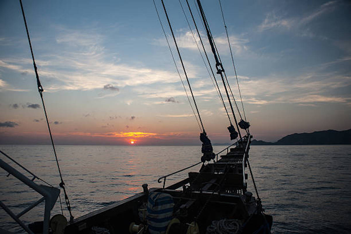 sunset view from Komodo liveaboard